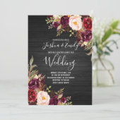 Burgundy Peony Wedding Einladung Floral lädt ein (Stehend Vorderseite)