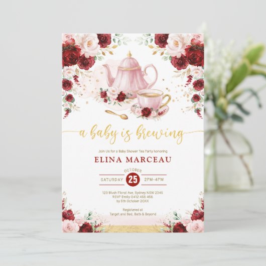 Burgundy Pink Baby Brewing Shower Tee Party Einladung (Stehend Vorderseite)