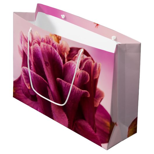 Burgundy Pink Columbine Große Geschenktüte (Vorderseite Schrägansicht)