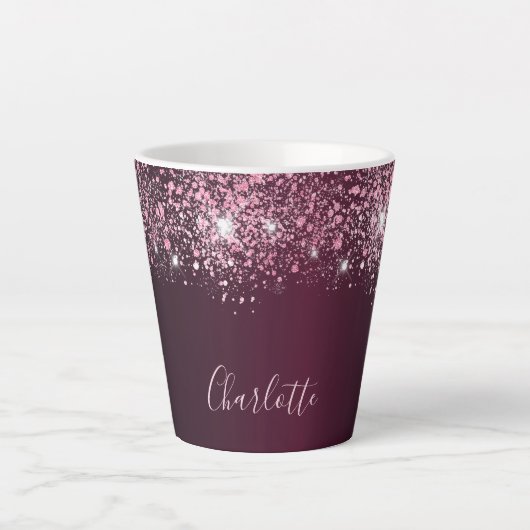 Burgundy Pink Glitzer Namenskript Milchtasse (Vorderseite)