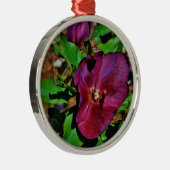 Burgundy Pink Lenten Rose Ornament Aus Metall (Rechts)