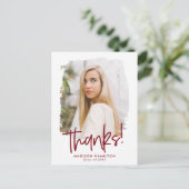 Burgundy Preppy Script Foto Abschluss Vielen Dank Postkarte (Stehend Vorderseite)