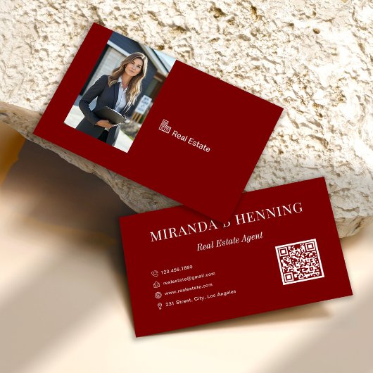 Burgundy Real Estate Agent Photo QR Code Visitenkarte