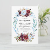 Burgundy Red and Dusty Blue Floral Wedding Einladung (Stehend Vorderseite)