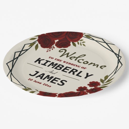 Burgundy Red & Black Geometric Wedding Modern  Pappteller (Schrägansicht)