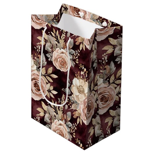 Burgundy Red Blush Floral Wedding Mittlere Geschenktüte (Vorderseite Schrägansicht)
