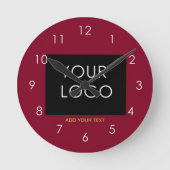 Burgundy Red Customizable Business Add Your Logo Runde Wanduhr (Vorderseite)