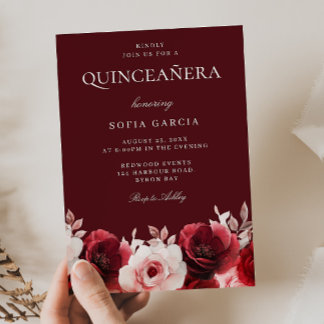 Burgundy Red Enchanchanted Rote Rose Quinceanera Einladung