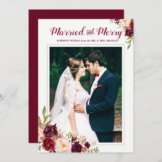 Burgundy Red Floral Verheiratet Frohe Weihnachten Einladung (Vorne/Hinten)