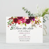 Burgundy Red Floral Wedding Save the Date Card (Stehend Vorderseite)