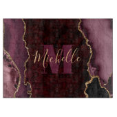 Burgundy Red & Gold Glitzer Marble Agate Monogram Schneidebrett (Vorderseite)
