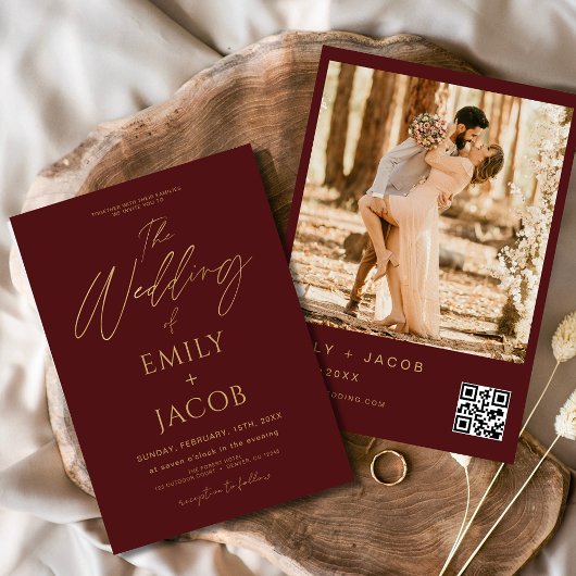 Burgundy Red Gold Wedding QR Code Foto Einladung