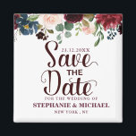 Burgundy Red Navy Floral Rustic Boho Sve Datum Magnet<br><div class="desc">Watercolor Burgundy Red Navy Floral Boho Hochzeit Speichern Sie den Datums-Magneten. Ideal für eine Hochzeit im Herbst. Das Design verfügt über ein atemberaubendes Bouquet aus Bordeaux / Marsala , Pfirsich , Marine Blume / Rose mit passenden Blätter. Mehr passende Designs und Variationen finden Sie in meinem "Blitzweddingpaperie" Shop. Und zögern...</div>