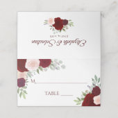 Burgundy Red & Pink Roses Elegantes Hochzeitstil Platzkarte (Außenseite Aufgefaltet)