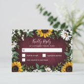 Burgundy Red Sunflower Greenerity Wreath Wedding RSVP Karte (Stehend Vorderseite)
