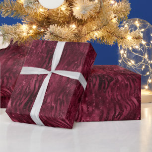 Burgundy Red Zebra Print Geschenkpapier