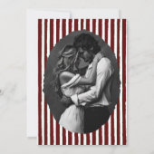 Burgundy Retro Foto Wedding Einladung (Rückseite)