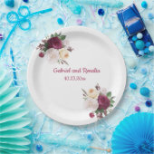 Burgundy Rose Bouquet Engagement Party Pappteller (Party)