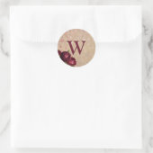 Burgundy-Rose Erste Monogramm-Stickers-Siegel Runder Aufkleber (Tasche)
