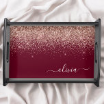 Burgundy Rose Gold Blush Pink Glitzer Monogram Serviertablett<br><div class="desc">Burgund und Rose Gold - Rosa Rosa Imitate Sparkle Glitzer Script Monogram Name Place Serviertablett. Dies macht den perfekten Abschluss,  Geburtstag,  Hochzeit,  Brautparty,  Jubiläum,  Babydusche oder Junggeselinnen-Abschied Geschenk für jemanden,  die Lieben glamourösen Luxus und schicke Stile.</div>