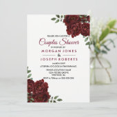 Burgundy Rote Rose Blumenzwiebeldusche Einladung (Stehend Vorderseite)