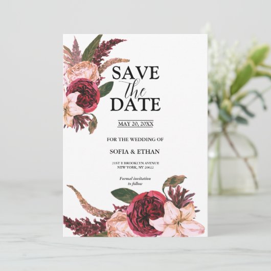 Burgundy Sangria Wedding Save the Dates Date (Stehend Vorderseite)