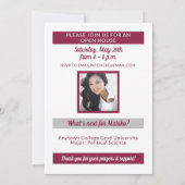 Burgundy School Colors Dame and Now Abschluss Einladung (Rückseite)