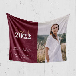burgundy script grad multi-Foto-Klasse von 2022 Fleecedecke