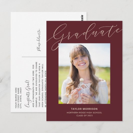 Burgundy Script Graduate 1-Foto Abschluss Postkarte (Vorne/Hinten)
