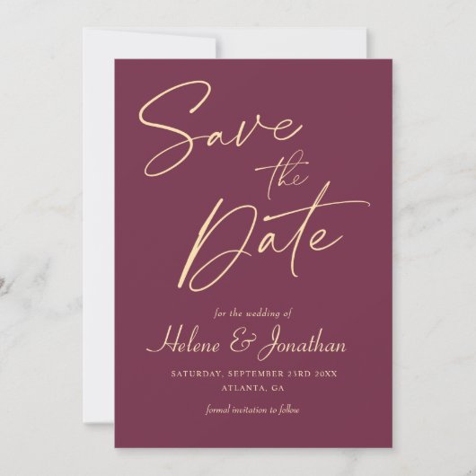 Burgundy Script Moderne Elegante Minimalistische H Save The Date (Vorderseite)