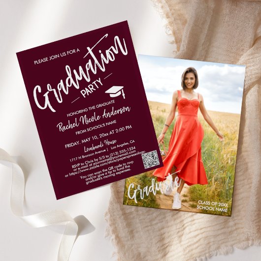 Burgundy Script QR Code Foto Graduation Party Einladung