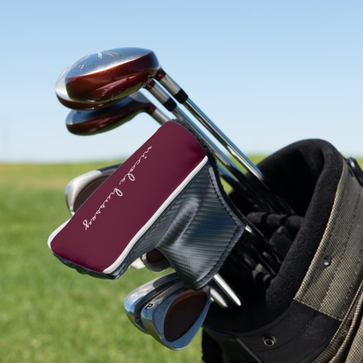 Burgundy Script | Stilvolle Monogram modern Golf Headcover (In Situ)