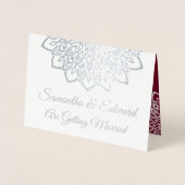 Burgundy Silver Elegante Einladung zur Hochzeit (Vorderseite)