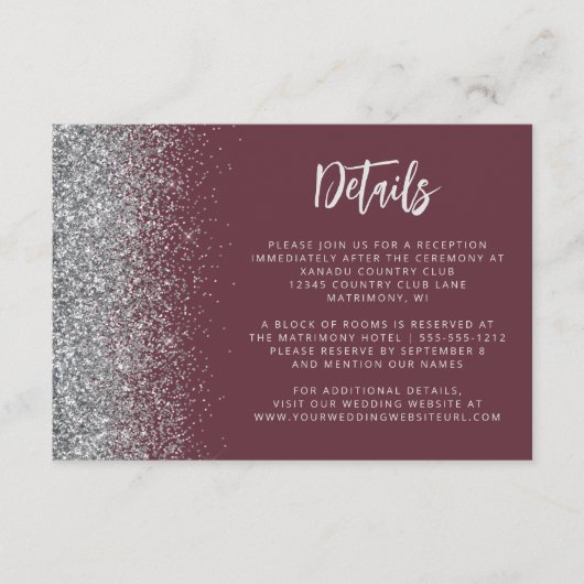 Burgundy Silver Glitzer Script Wedding Details Begleitkarte (Vorderseite)