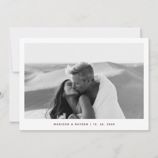 Burgundy Simple Foto QR Code Wedding Dankeskarte (Vorderseite)