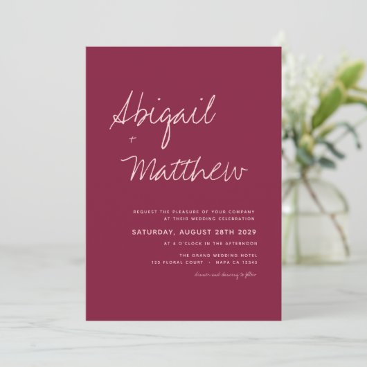 Burgundy Simple Minimalistisch Boho Foto Wedding Einladung (Stehend Vorderseite)