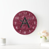 Burgundy Sparkle Shimmer Monogram Name & Initial Große Wanduhr (Zuhause)