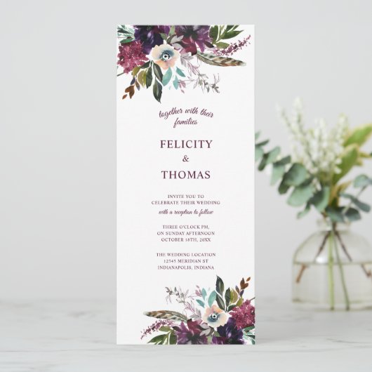 Burgundy Splendor Boho Floral White Wedding Einladung (Stehend Vorderseite)