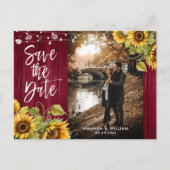 Burgundy Sunflower Wedding Foto Save the Date Ankündigungspostkarte (Vorderseite)