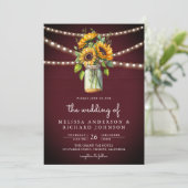 Burgundy Sunflowers Mason Jar QR Code Wedding Einladung (Stehend Vorderseite)