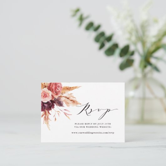 Burgundy Terracotta Blume Hochzeit Website UAWG Begleitkarte (Stehend Vorderseite)