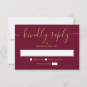 Burgundy und Gold Minimalistische Elegantenschrift RSVP Karte (Vorderseite)