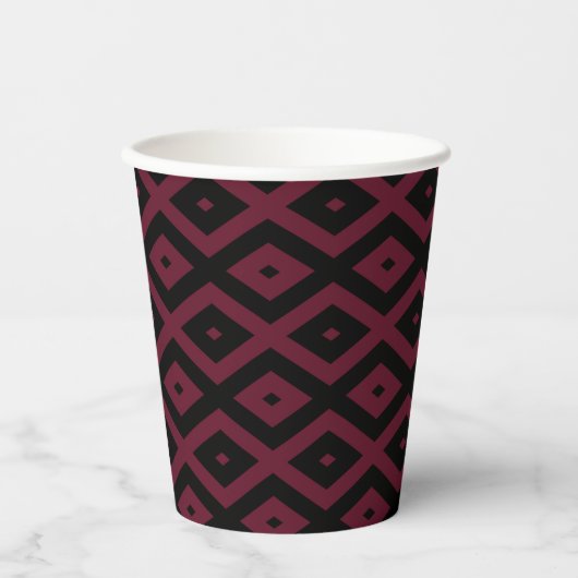 Burgundy- und Schwarz-Diamantmuster Pappbecher (Vorderseite)