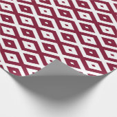 Burgundy und weißes Diamantmuster Geschenkpapier (Ecke)