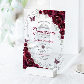 Burgundy Watercolor Floral Quinceanera Acryleinladungen