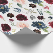 Burgundy Watercolor Red Navy Floral Boho Hochzeit Geschenkpapier (Ecke)