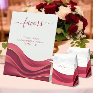 Burgundy Wedding Favors Sockelschild