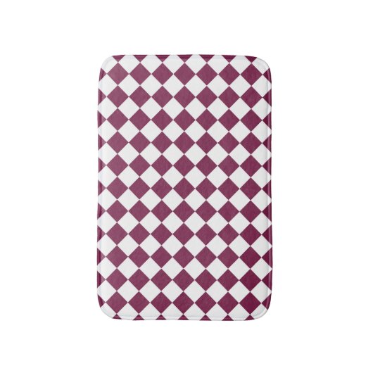 Burgundy White Checker Diamond Pattern Badematte (Vorderseite Vertikal)