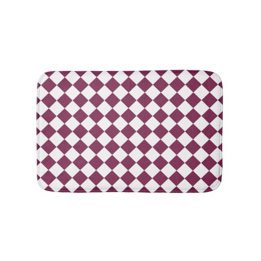 Burgundy White Checker Diamond Pattern Badematte (Vorderseite)
