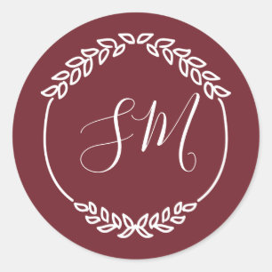 Burgundy White Leaf Wreath Monogram Wedding Runder Aufkleber